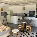 D'ici Et D'ailleurs 1 & 2 -famille Ou Groupe- Dependances Dans Propriete Proche Bordeaux Et Bassin Arcachon