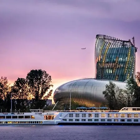 펜션 D'ici Et D'ailleurs 1 & 2 -famille Ou Groupe- Dependances Dans Propriete Proche Bordeaux Et Bassin Arcachon