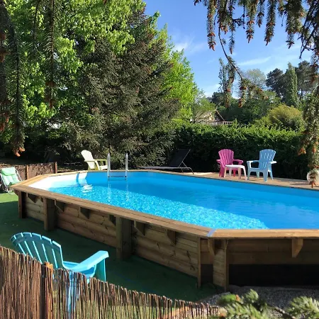 Maisons De Proche Bordeaux D'ici Et D'ailleurs 6 Et 4 Personnes Dependances Dans Propriete * Saint-Morillon