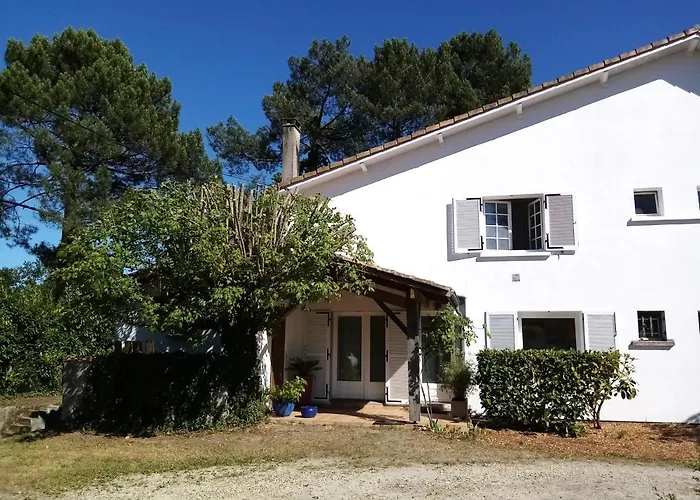 Prázdninový dům D'ici Et D'ailleurs 1 & 2 -famille Ou Groupe- Dependances Dans Propriete Proche Bordeaux Et Bassin Arcachon *